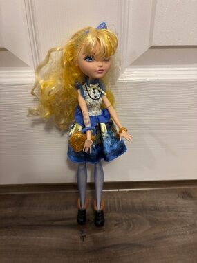 Ever After High Blondie Lockes Doll, READ